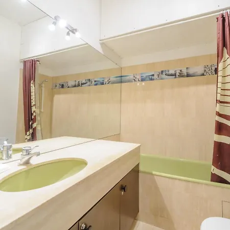 Charmant Studio 37m2 Centre-ville La Rochelle, Proche Vieux Port, Equipe Pour 2/3 Personnes - Fr-1-535-40 * La Rochelle (Charente-Maritime)