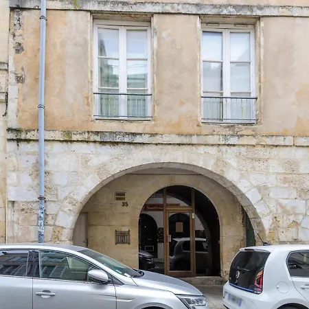 Apartment Charmant Studio 37m2 Centre-ville La Rochelle, Proche Vieux Port, Equipe Pour 2/3 Personnes - Fr-1-535-40 *